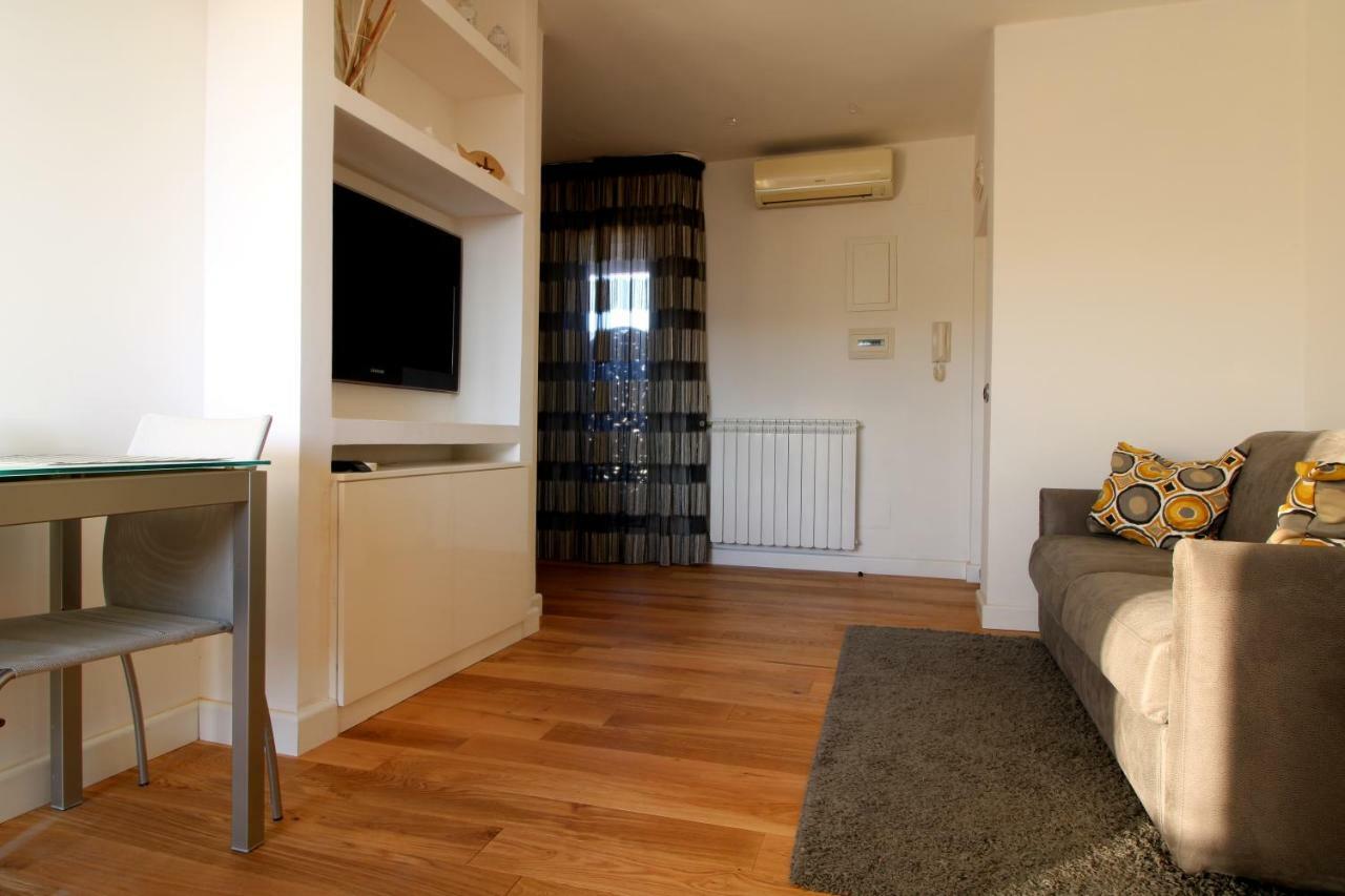 Suite Delicia Apartment - Appartamento Con Terrazza Naples Exterior photo