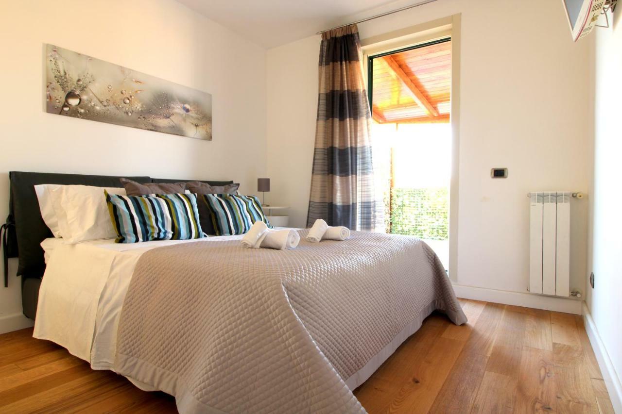 Suite Delicia Apartment - Appartamento Con Terrazza Naples Exterior photo